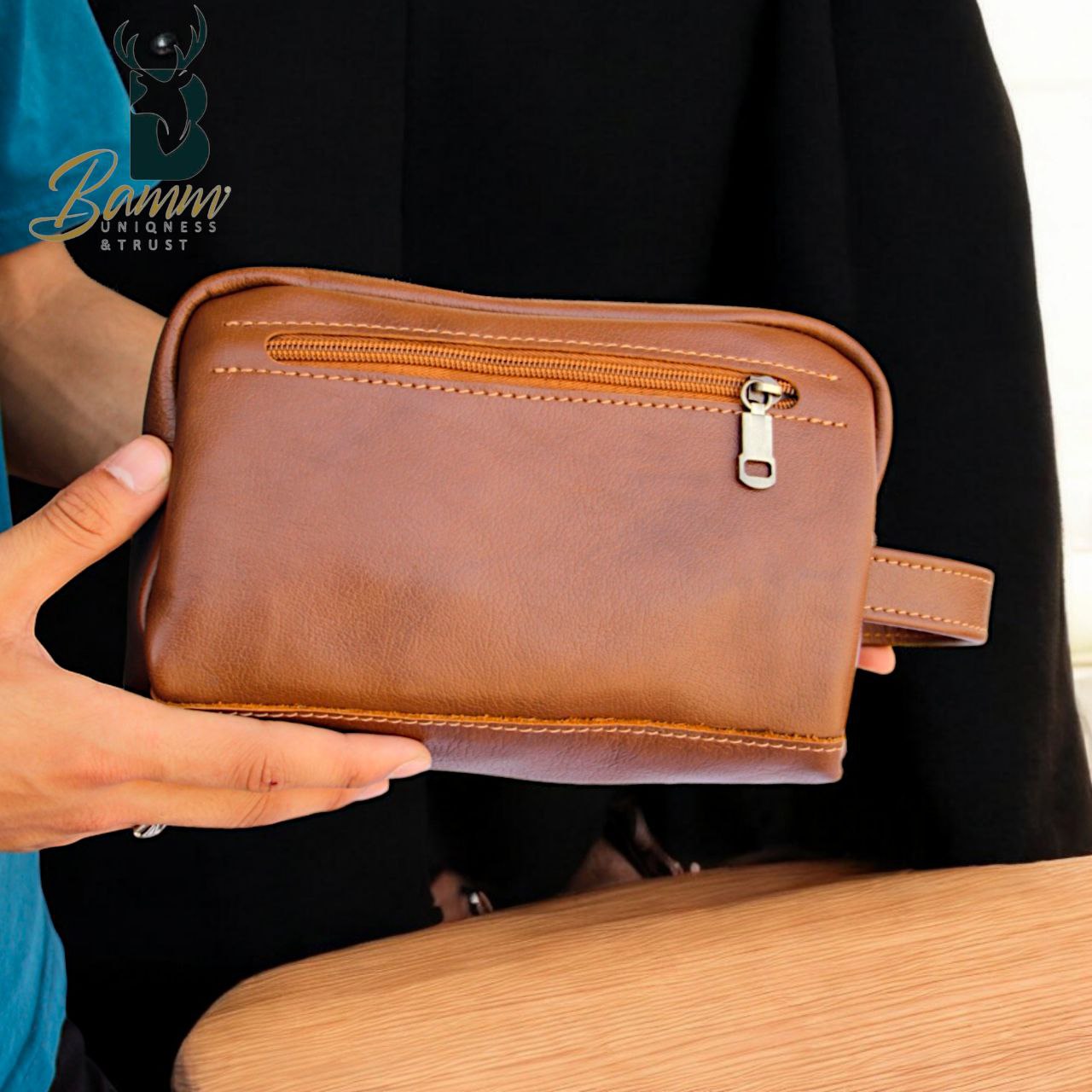 Men’s Natural Leather Hand Bag – Compact, Stylish & Multi-pocket Design