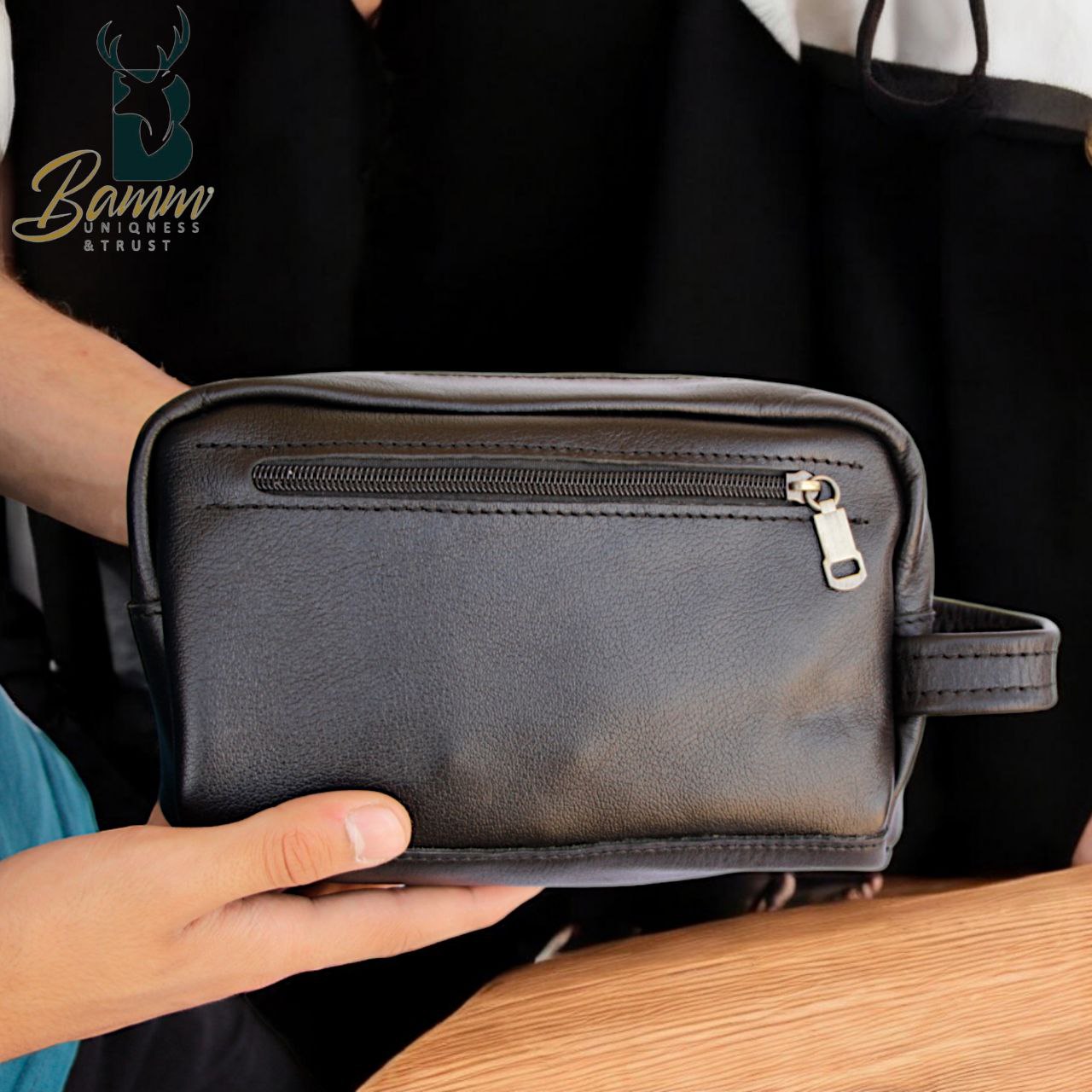Men’s Natural Leather Hand Bag – Compact, Stylish & Multi-pocket Design