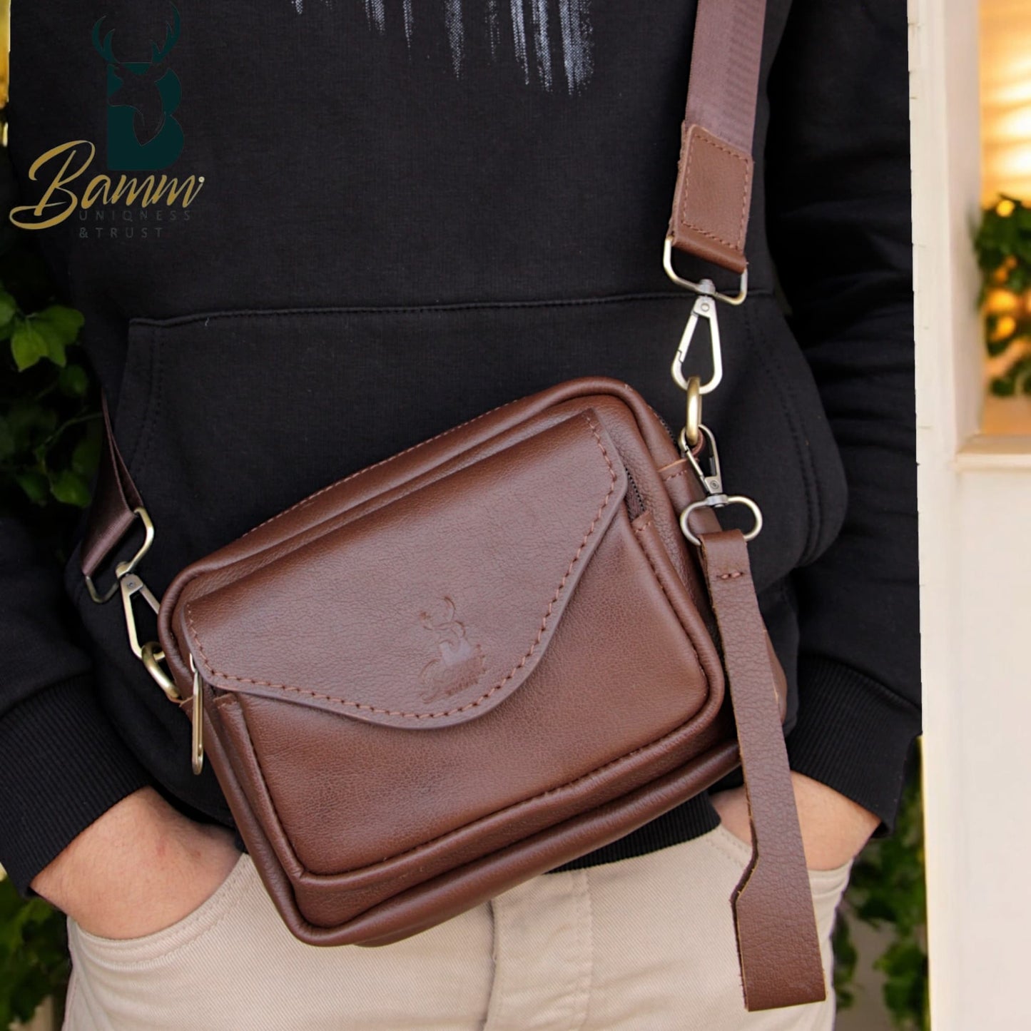 Stylish & Practical – Leather Bag + FREE Keychain for Car Keys + Gym Bag