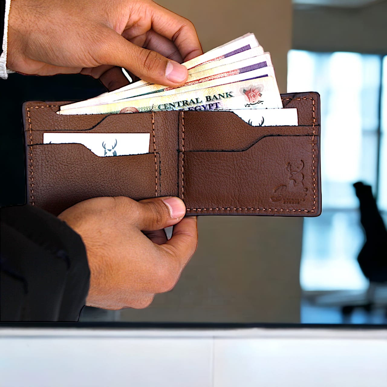 Men?s Natural Leather Card Holder Wallet - 4 Card Slots & Main Cash Pocket 2302