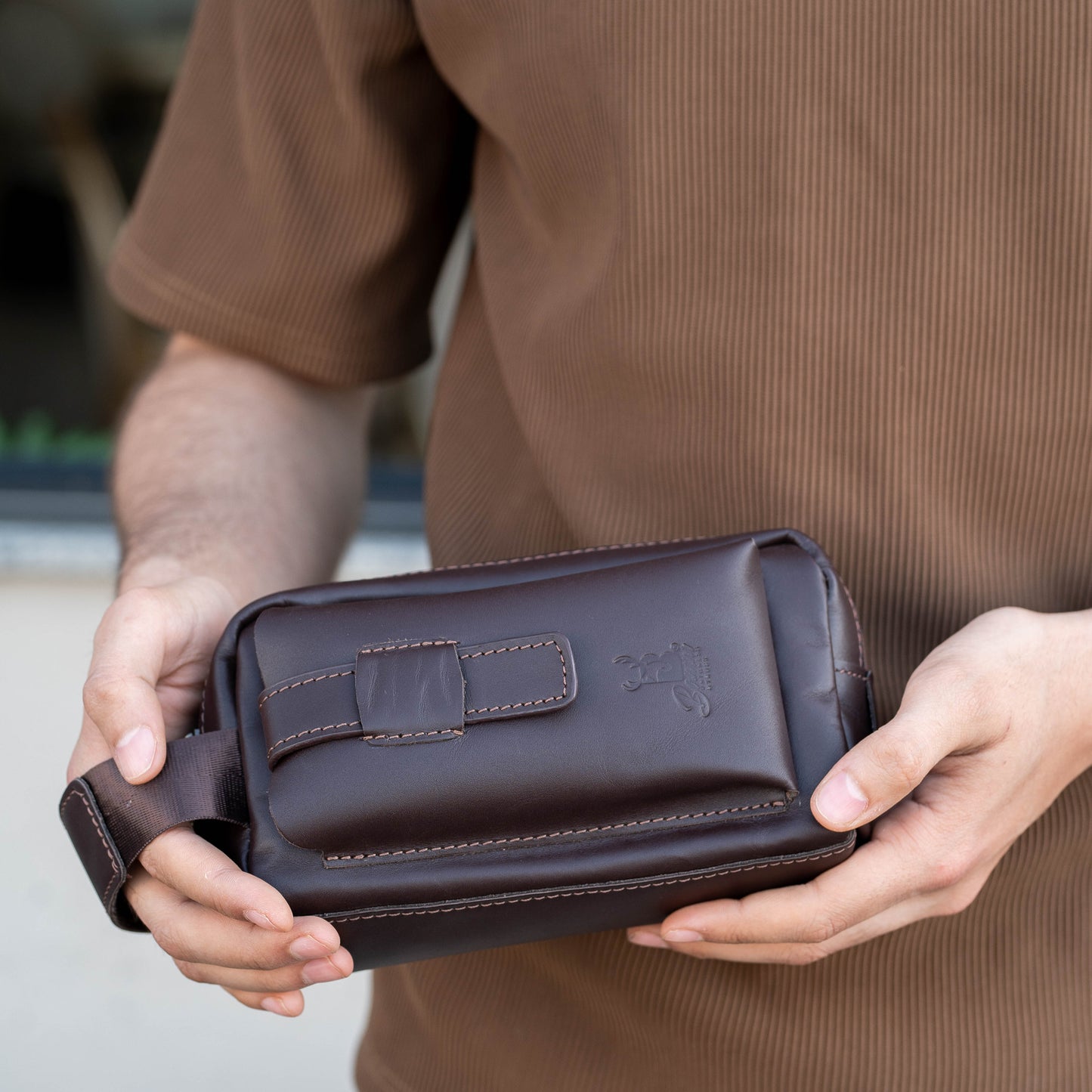 Natural Leather Bag With Mobile Case From Bamm