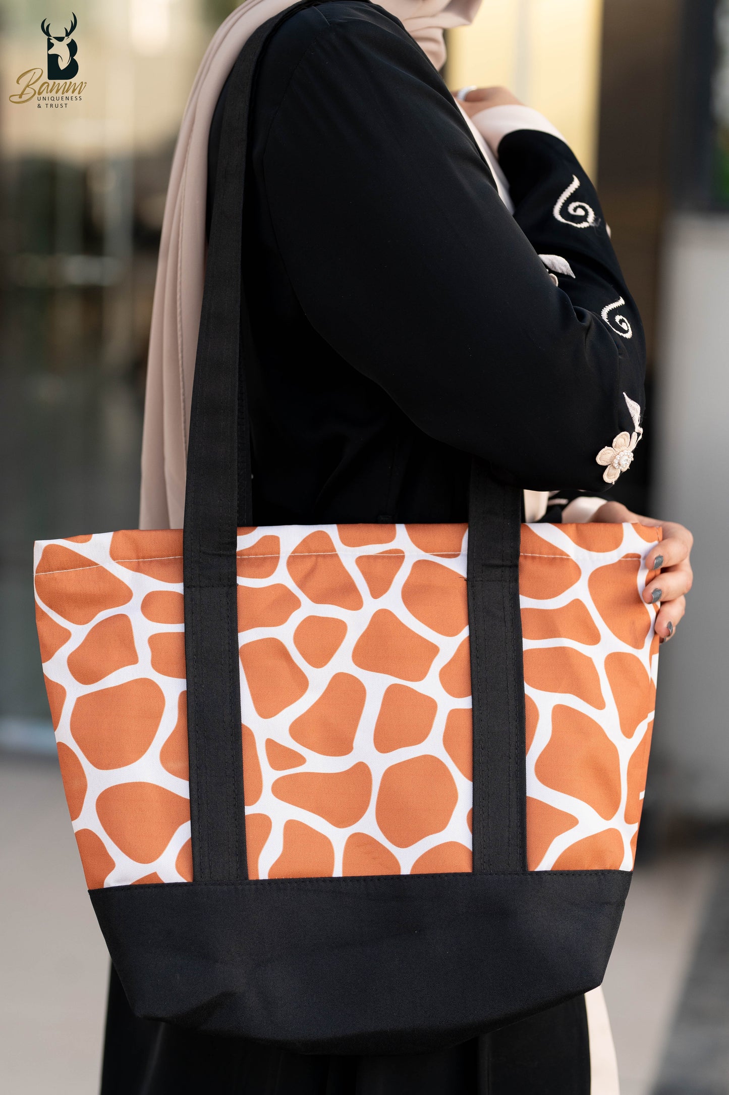 Spacious Polyester Tote Bag with Satin Handles – 30x40 cm, Multi-Compartment 8020