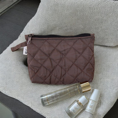 Waterproof Makeup Bag – Compact 16x21 cm Cosmetic Organizer for Travel & Daily Use