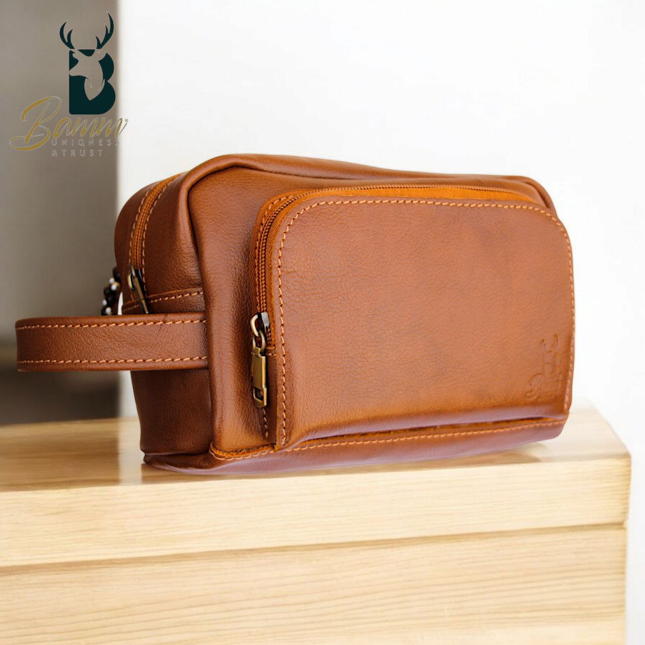 Men’s Natural Leather Hand Bag – Compact, Stylish & Multi-pocket Design
