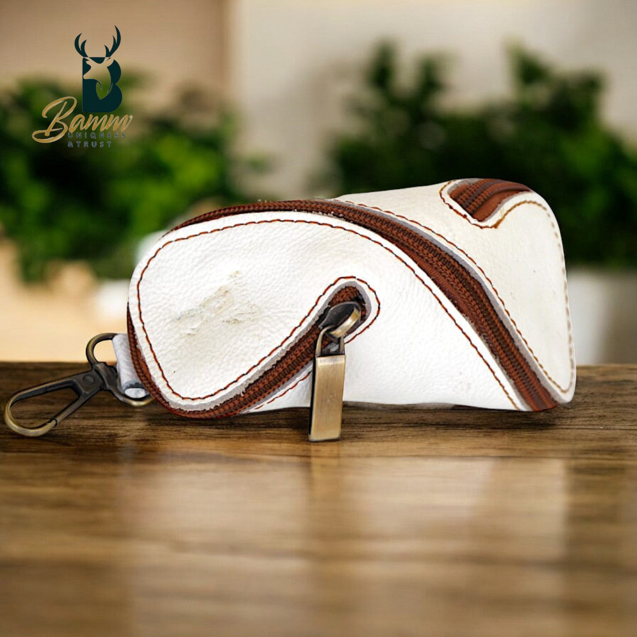 Premium Genuine Leather Keychain – Stylish & Durable 5004