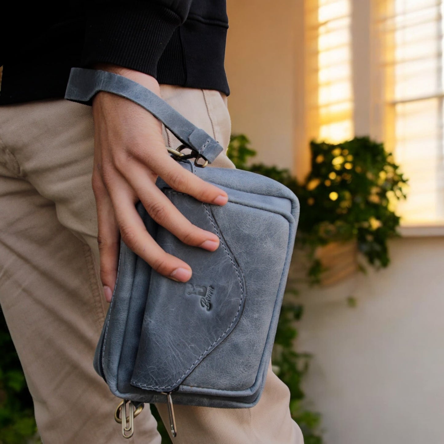 Men's Genuine Leather Crossbody Bag – Stylish & Practical Design