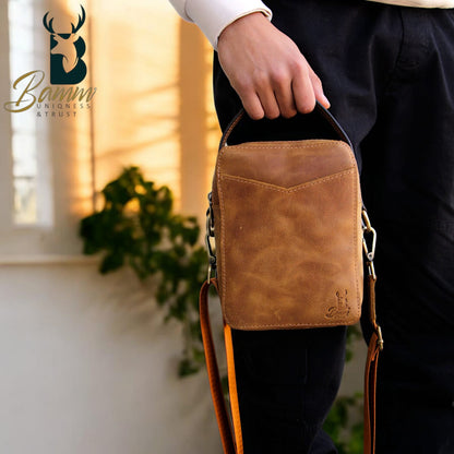 Men’s Genuine Leather Handbag – Leather – 20×15 cm – Main Zipper Compartment with Front & Back Pockets