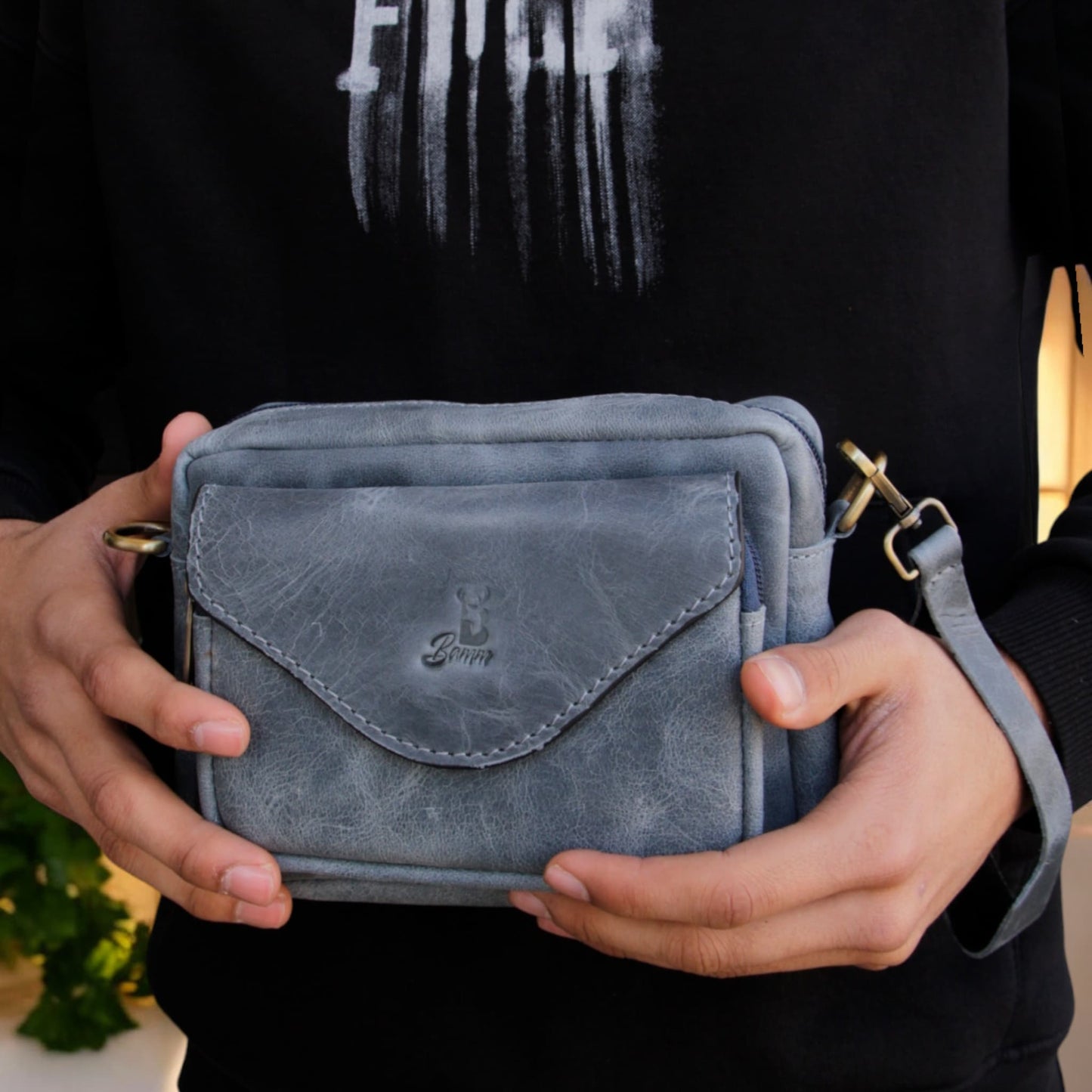 Men's Genuine Leather Crossbody Bag – Stylish & Practical Design