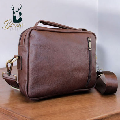 Genuine Leather Men’s Crossbody Bag – Multiple Pockets, Velvet Lining, Rust-Resistant Hardware