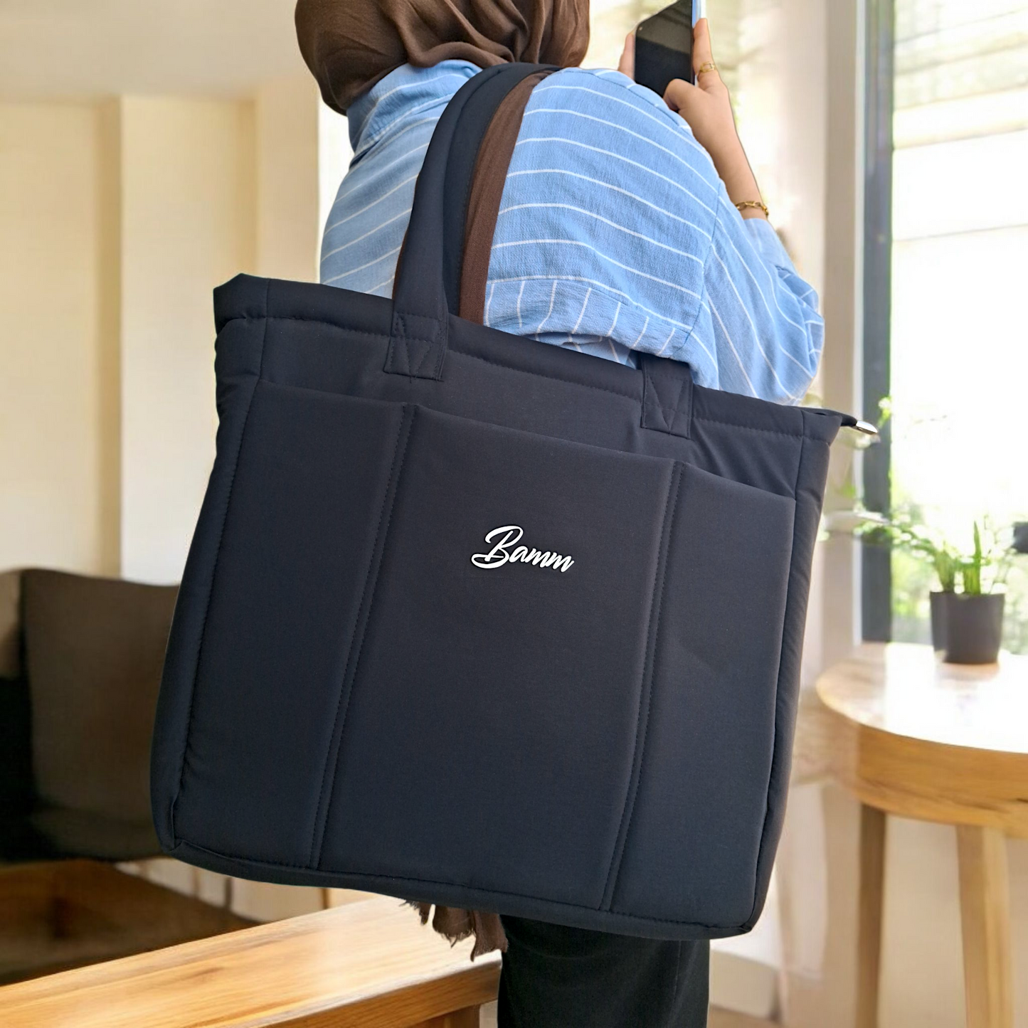 Women’s Waterproof Laptop Bag – Padded Shockproof Interior with Front Pocket & Divided Main Compartment – Size 35×37×10 cm