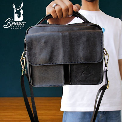 Genuine Leather Men’s Crossbody Bag – Multiple Pockets, Velvet Lining, Rust-Resistant Hardware