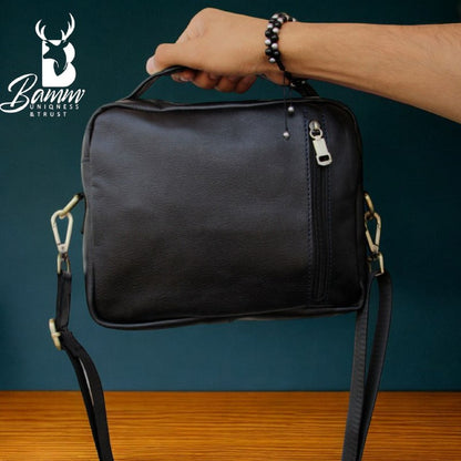 Genuine Leather Men’s Crossbody Bag – Multiple Pockets, Velvet Lining, Rust-Resistant Hardware