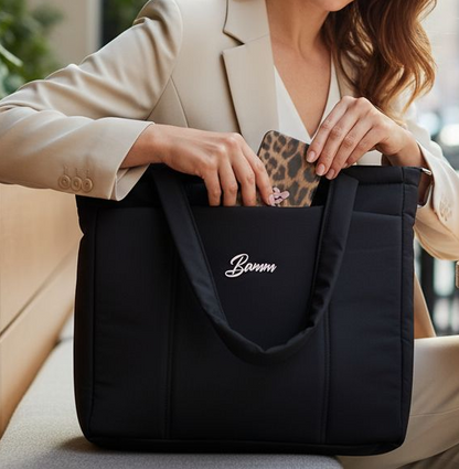 Women’s Waterproof Laptop Bag – Padded Shockproof Interior with Front Pocket & Divided Main Compartment – Size 35×37×10 cm