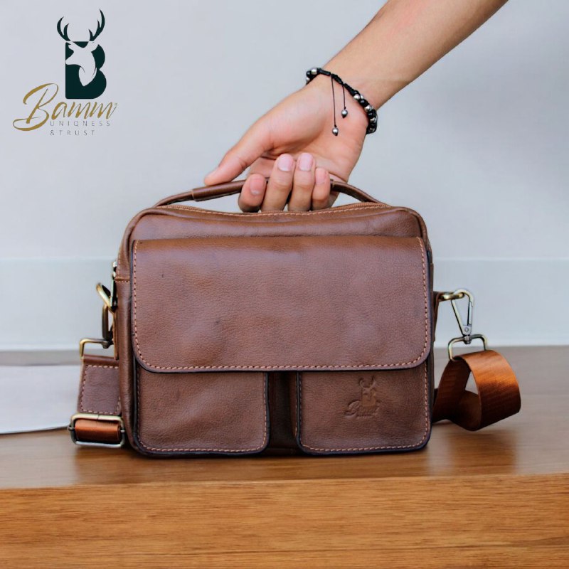 Genuine Leather Men’s Crossbody Bag – Multiple Pockets, Velvet Lining, Rust-Resistant Hardware