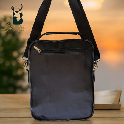 Men's Genuine Leather Handbag – Elegant & Functional Design