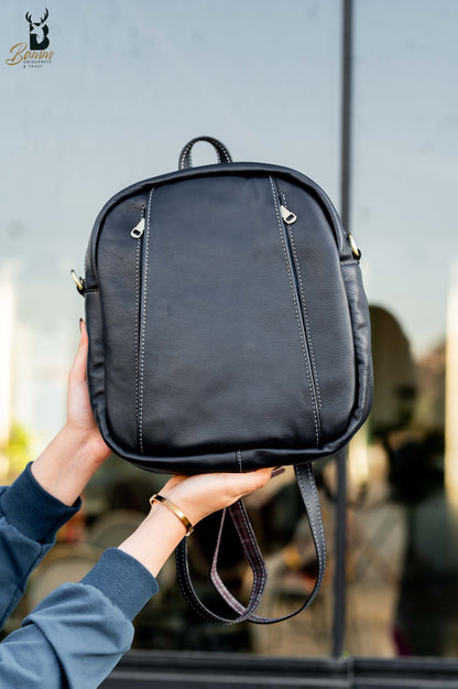 Natural Leather 2-in-1 Backpack – Wear as Crossbody or Backpack | Size 30×25×9 cm | Smart Compartments & Rust-Resistant Hardware