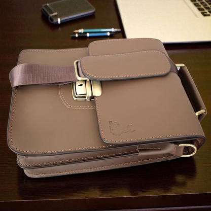 Men’s Genuine Leather Crossbody Bag with Lock & Key – Shoulder Messenger Bag 26×20×10 cm 2241 mo