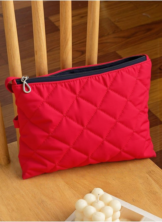 Waterproof Makeup Bag – Compact 16x21 cm Cosmetic Organizer for Travel & Daily Use